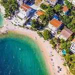 Beachfront Casa Ahoi With 2 Bedrooms, Heated Pool, Amazing Sea Views Villa
